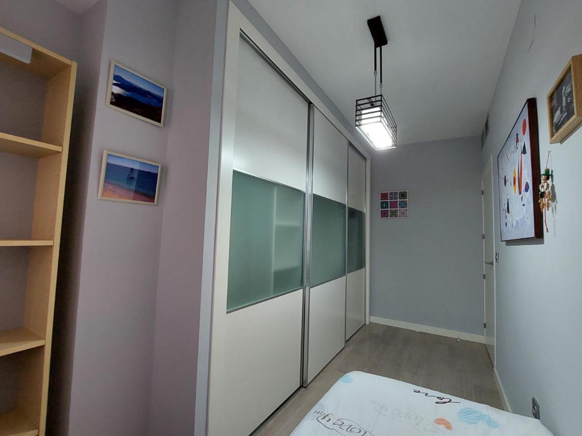 Moderno Y Centrico Piso En
